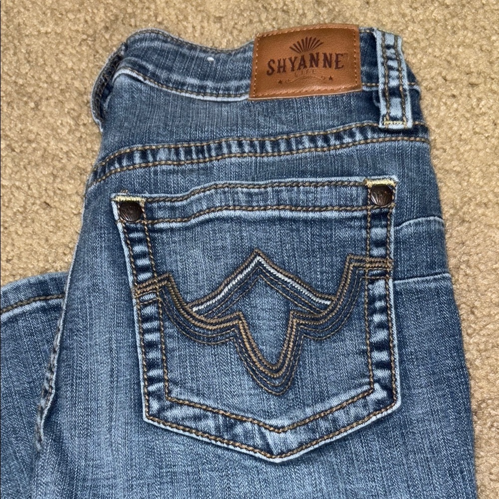 29x32 Shyanne Jeans